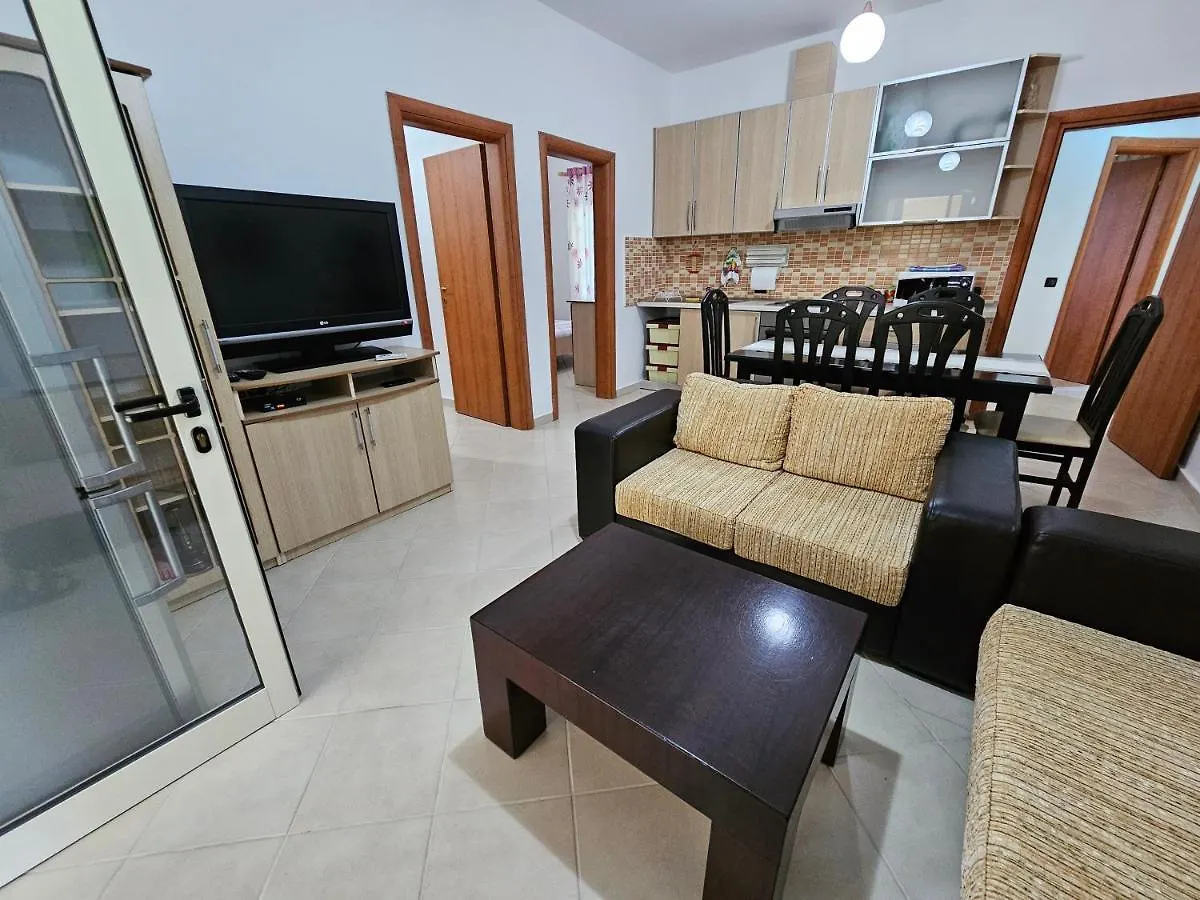Lalzi Bay, Lura 1 Ground Floor Apartament Durrës 0*,