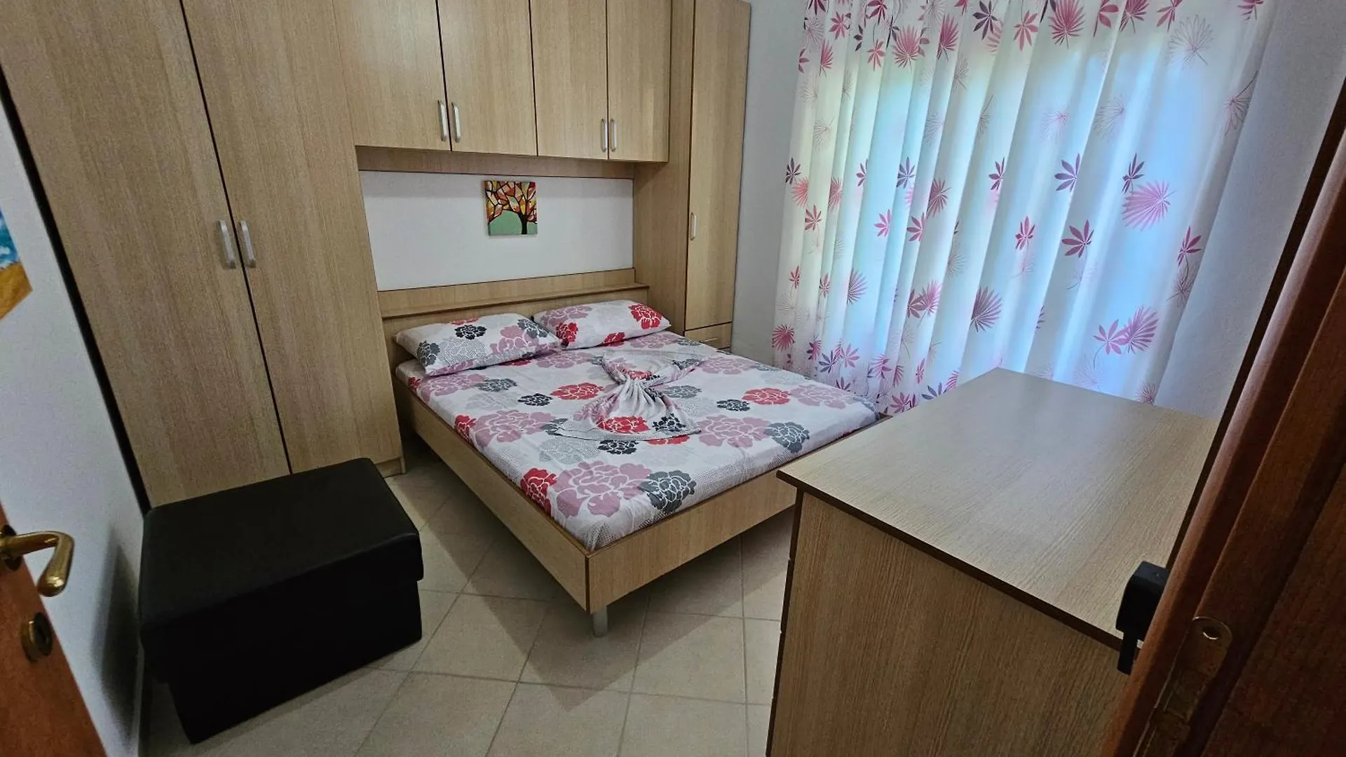 Semesterbostad Lalzi Bay, Lura 1 Ground Floor Apartament Durrës